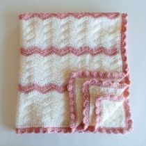 crochet baby blanket in pink and white