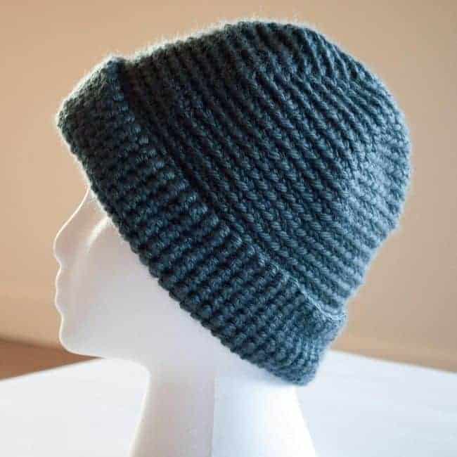 gray bulky yarn crochet hat