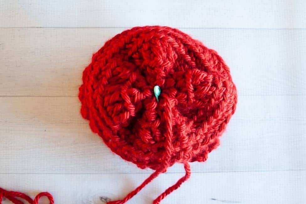 top of crochet hat with hole closed