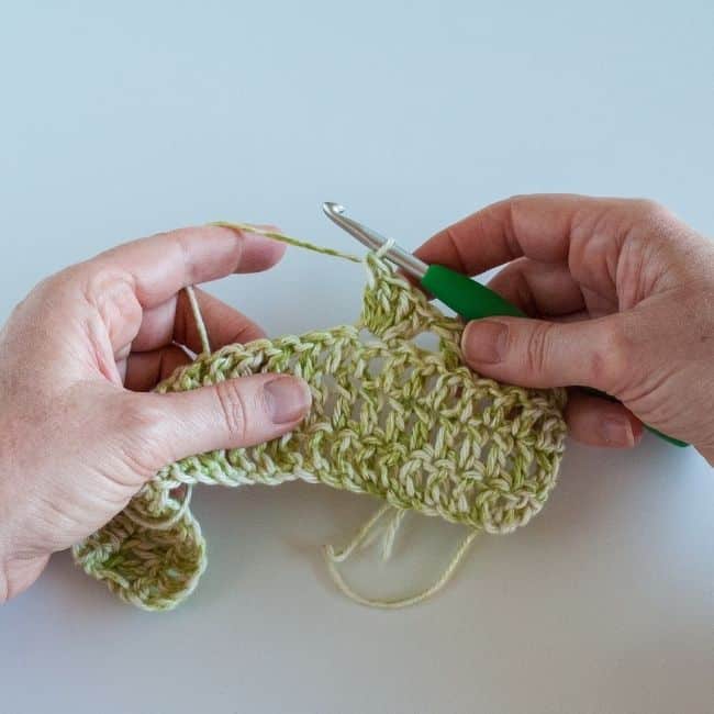 making the fourth double crochet