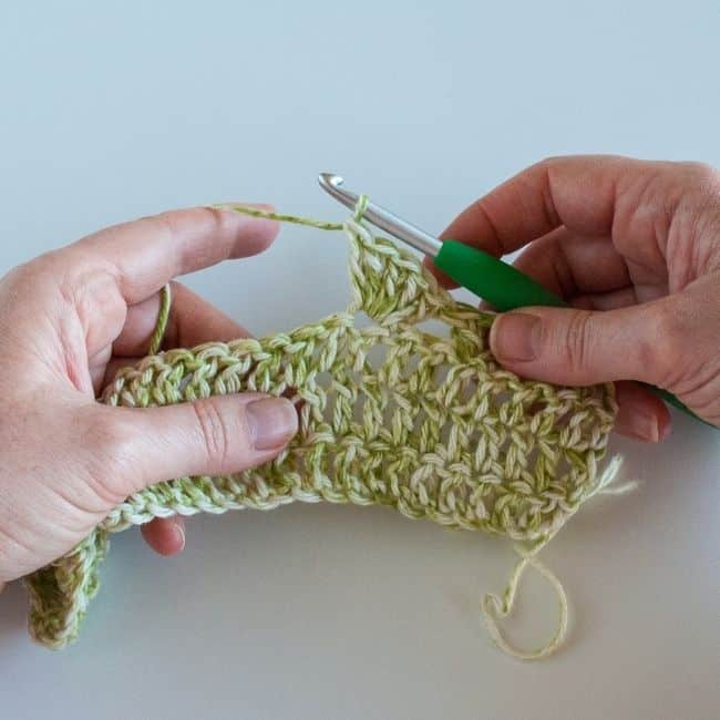 making the fifth double crochet