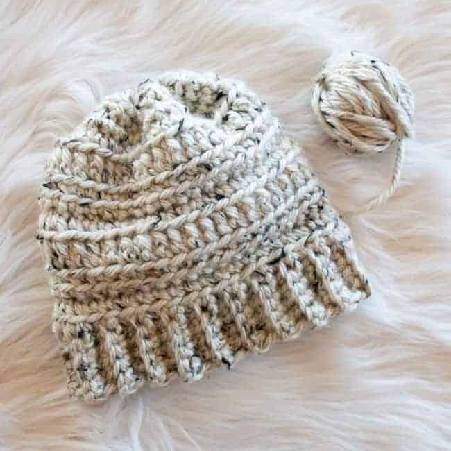 small super bulky crochet hat pattern and ball of yarn